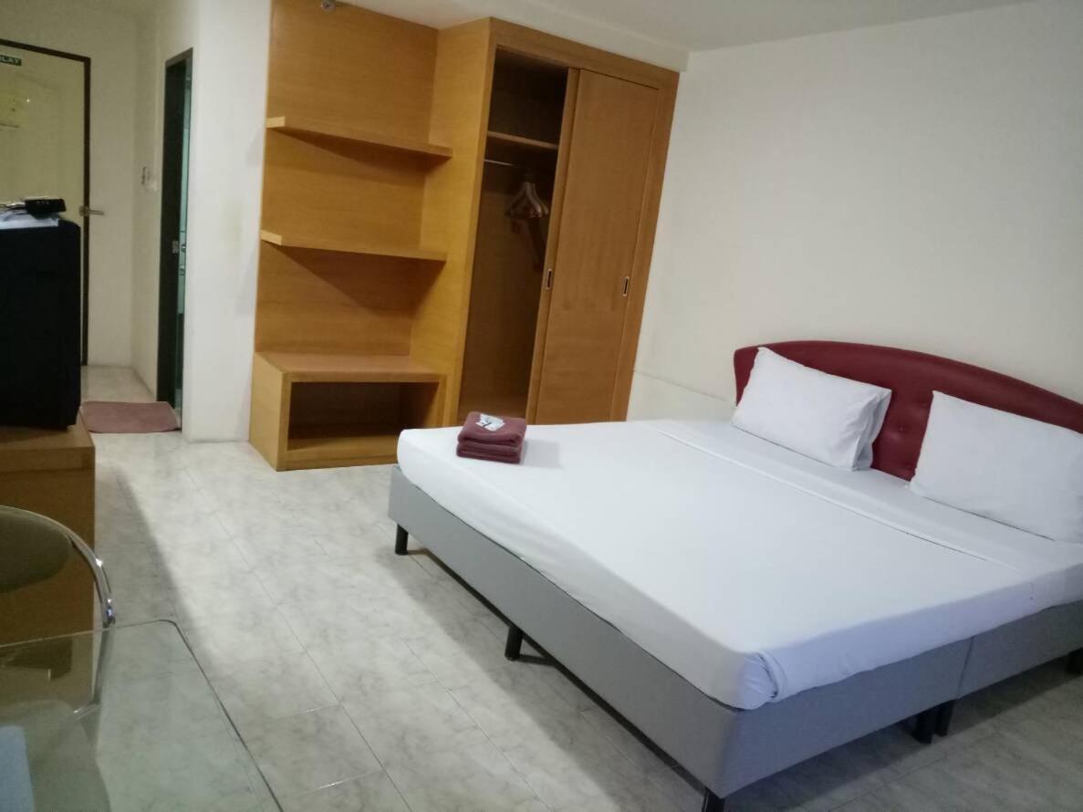 Pearl Place Hotel Хат Яй Екстериор снимка