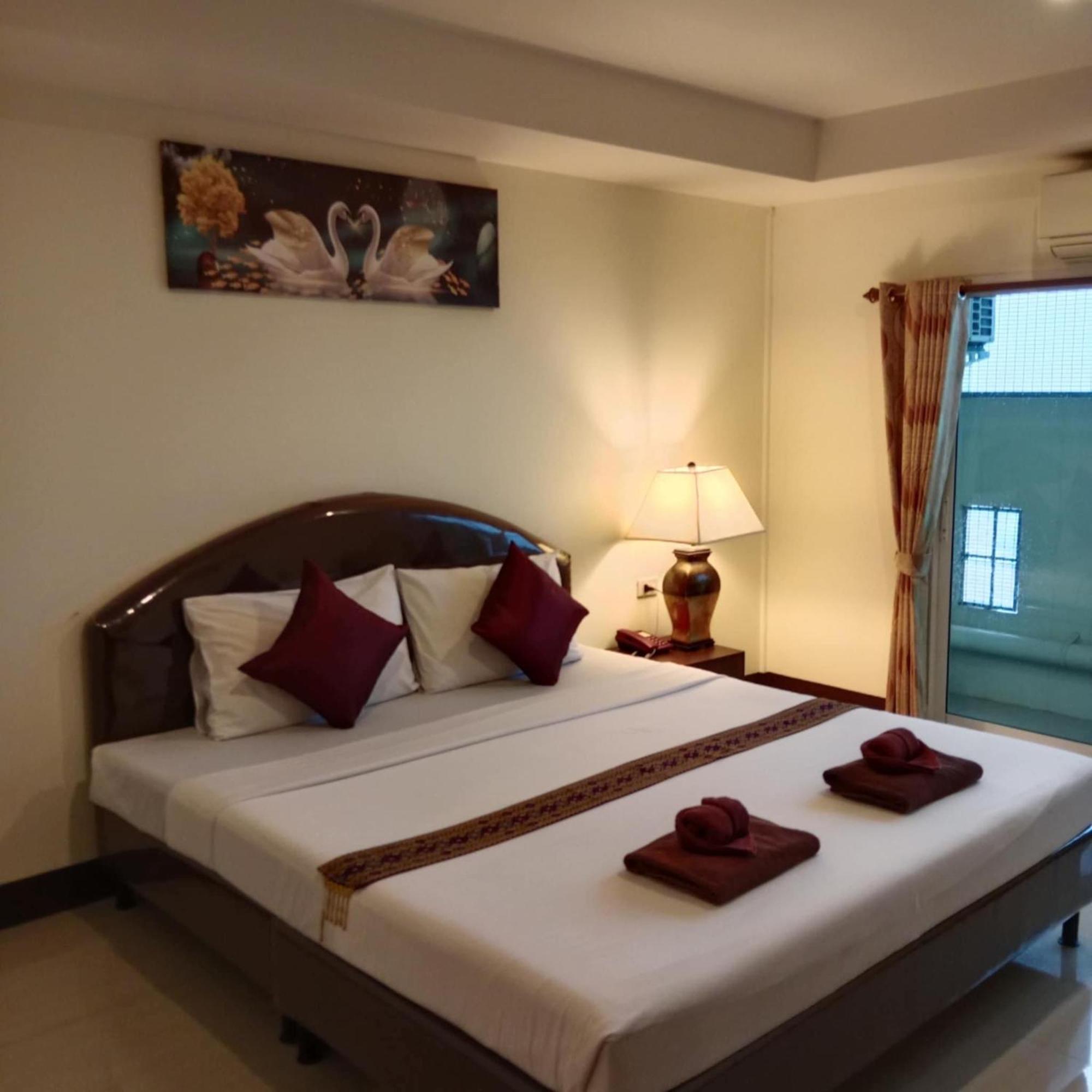Pearl Place Hotel Хат Яй Екстериор снимка