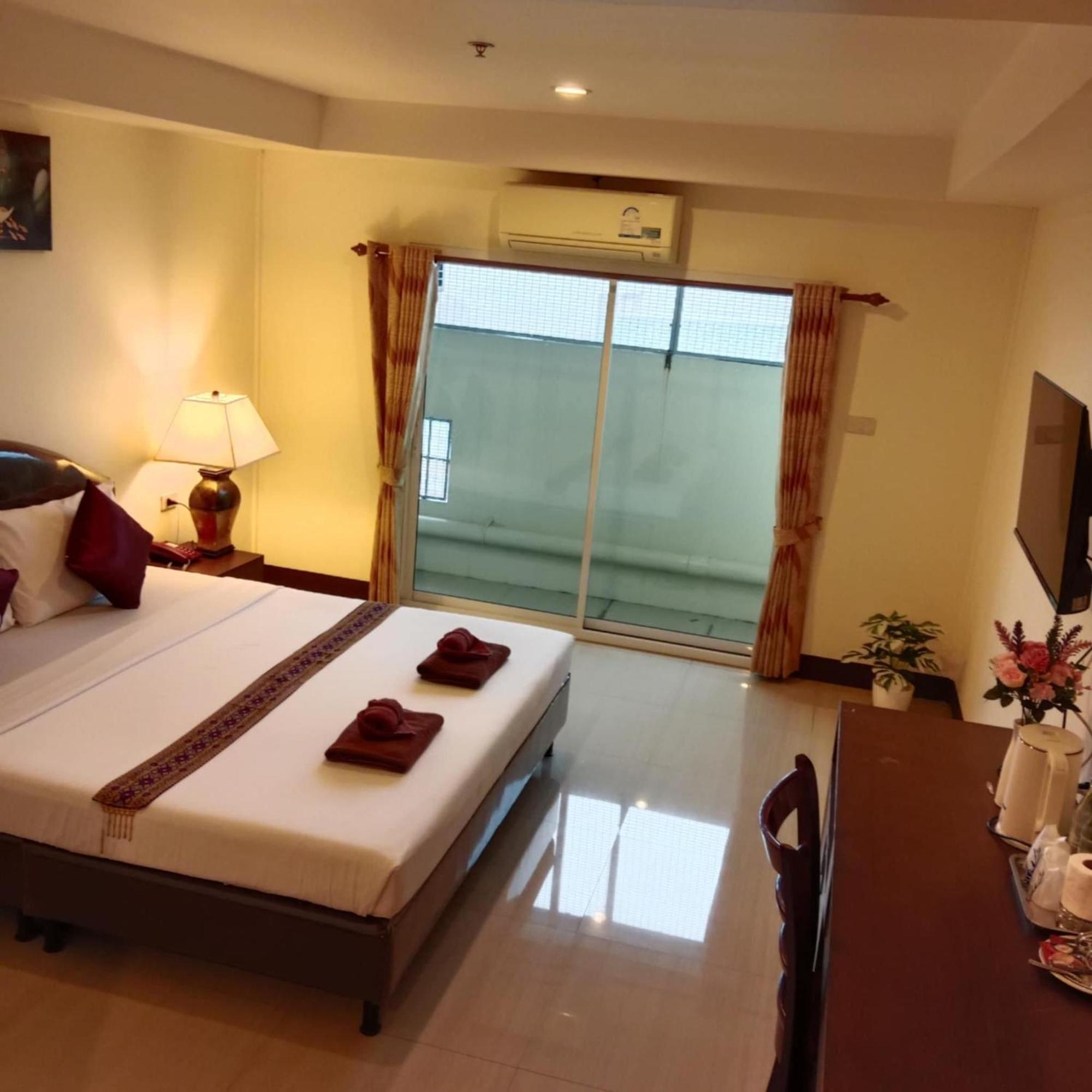 Pearl Place Hotel Хат Яй Екстериор снимка