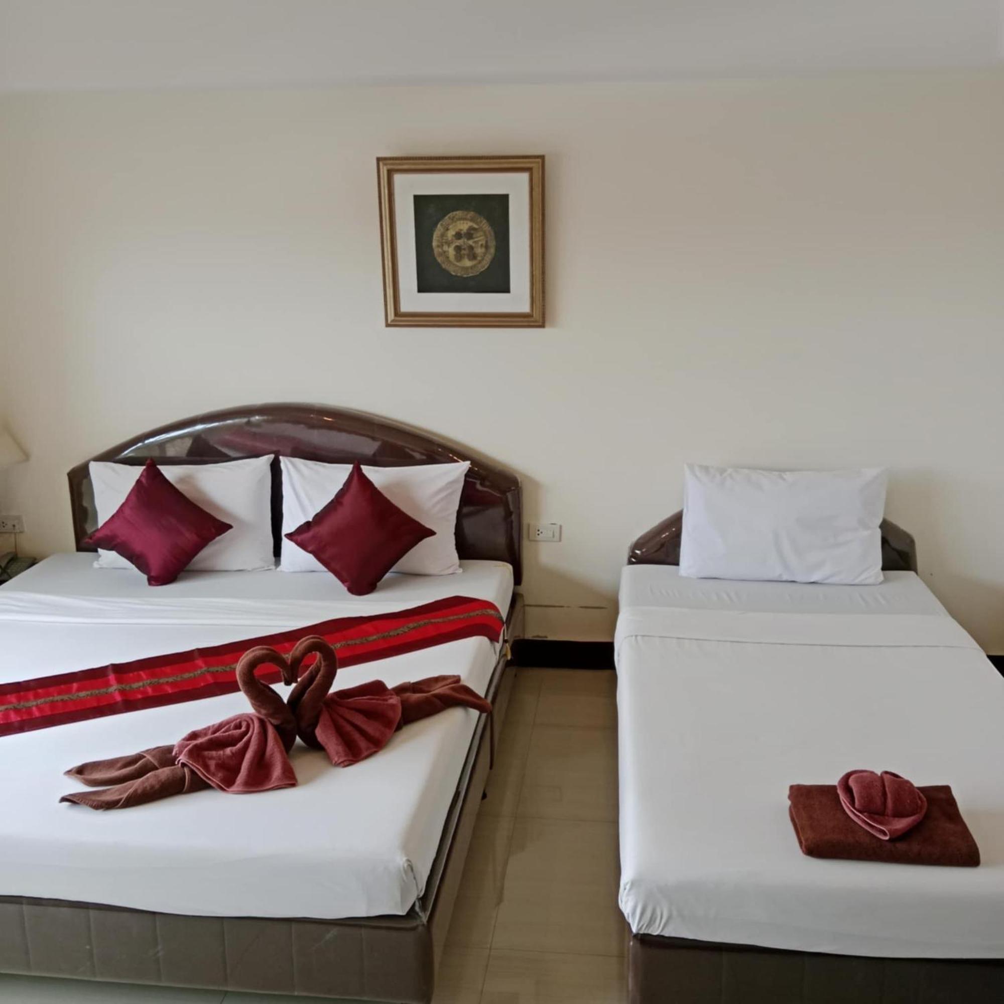 Pearl Place Hotel Хат Яй Екстериор снимка